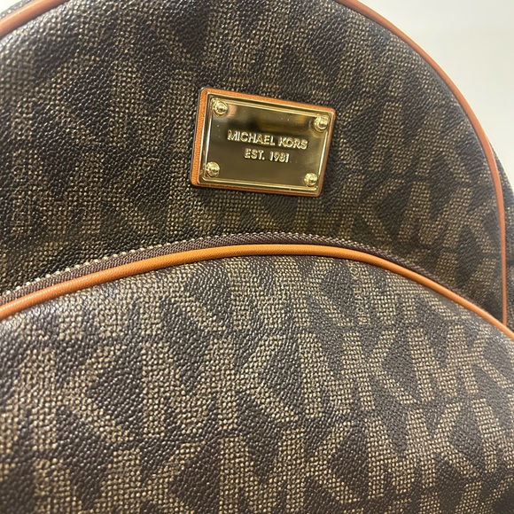 Michael Kors Signature Brown Backpack - Picture 1 of 5